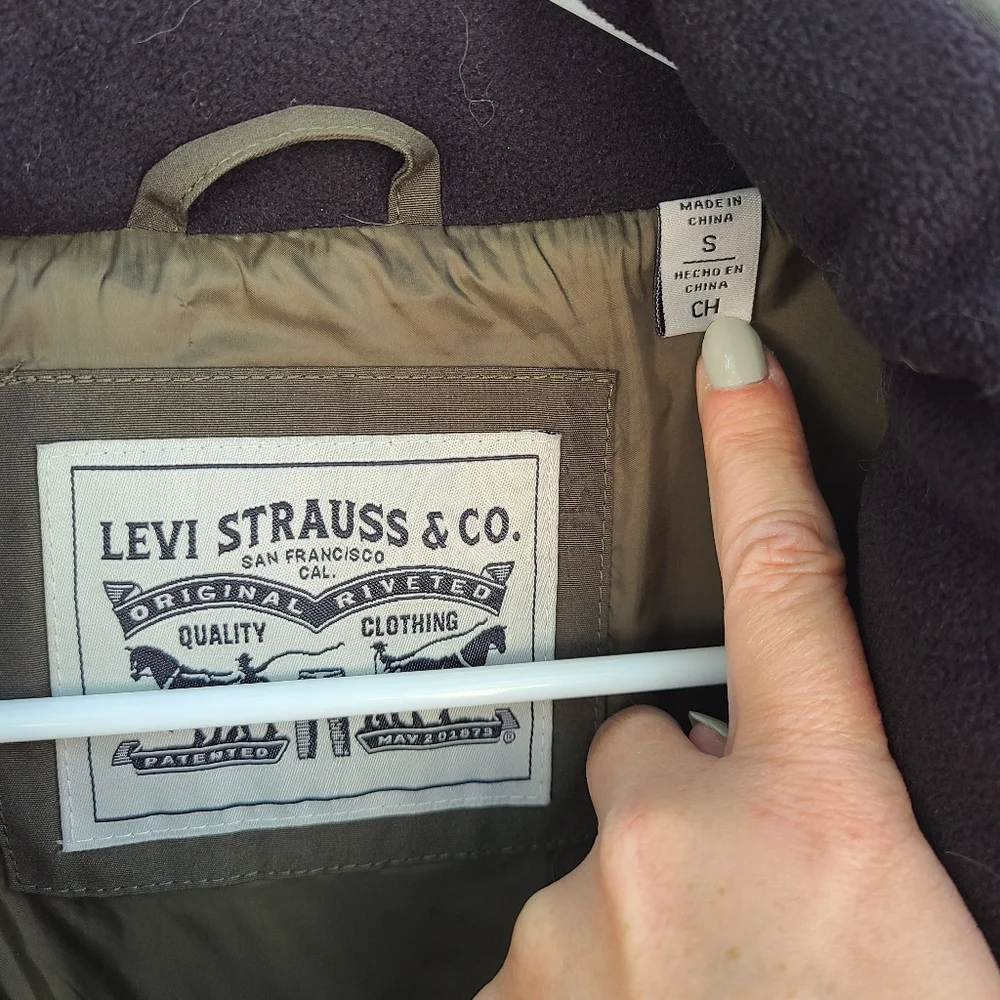 Levi's Jacket - Picture 3 of 3